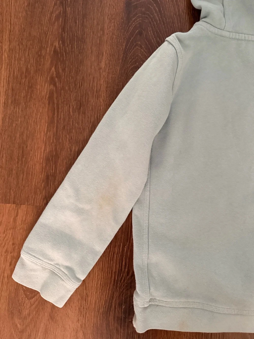 Nike boy small sweater